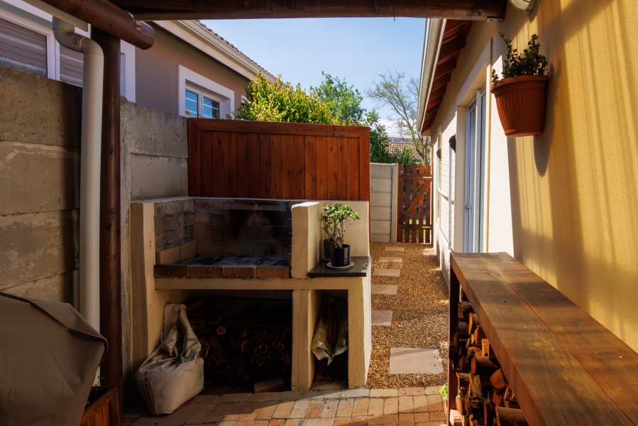 3 Bedroom Property for Sale in Onverwacht Western Cape